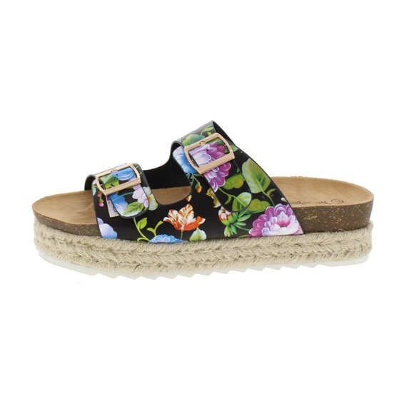 Shoes - 🌴 black floral espadrille sandal [nwob]